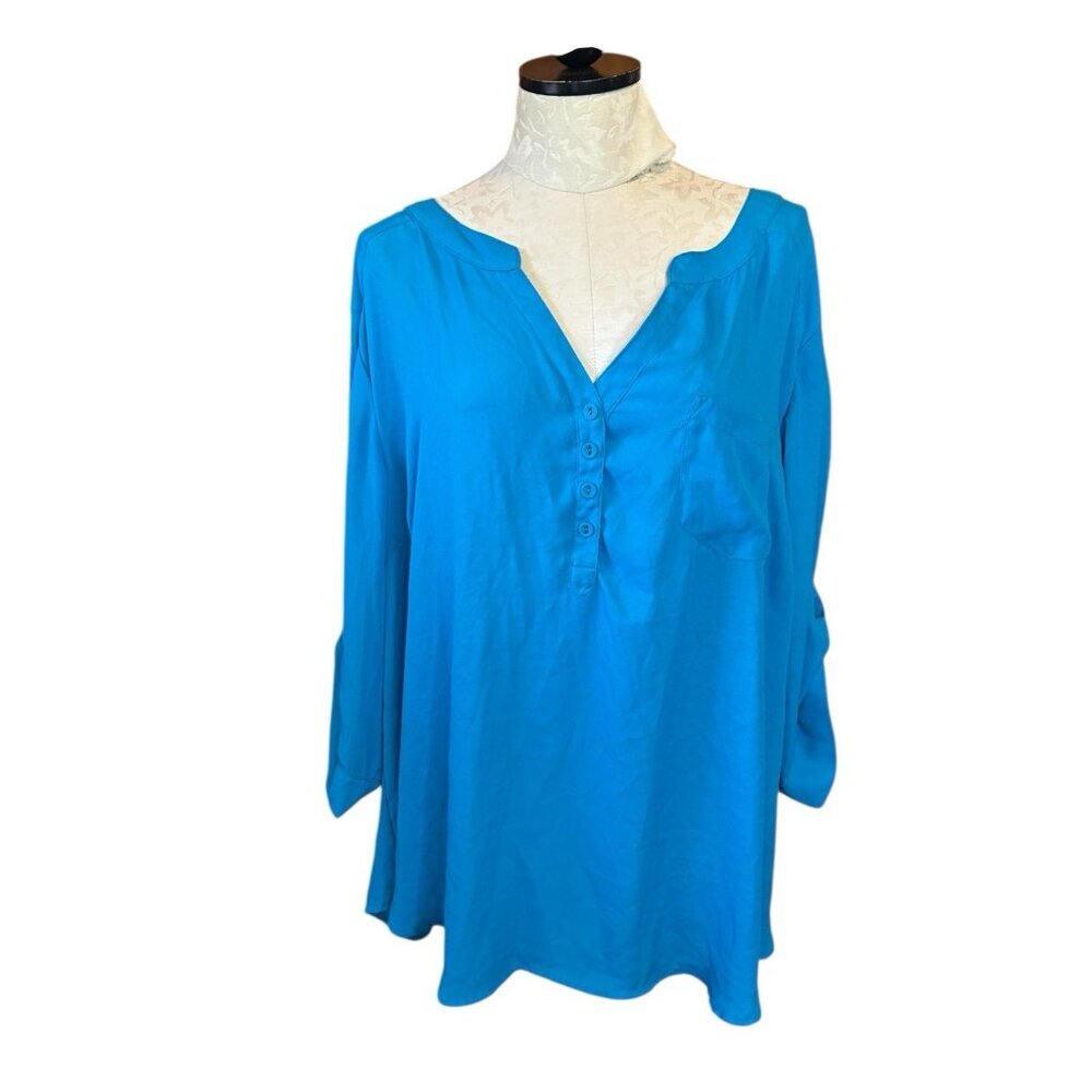 Torrid Plus Size 4 (4X) Roll‎ Tab 3/4 Sleeve V-Neck Buttons Turquoise Blouse